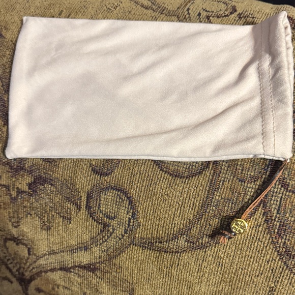 Tory Burch Handbags - Tory Burch Cloth Glasses Bag